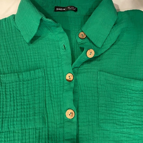 Shein / Drop Shoulder Dual Pocket Short Sleeve Button Up & Short Set / Matching - Picture 2 of 5